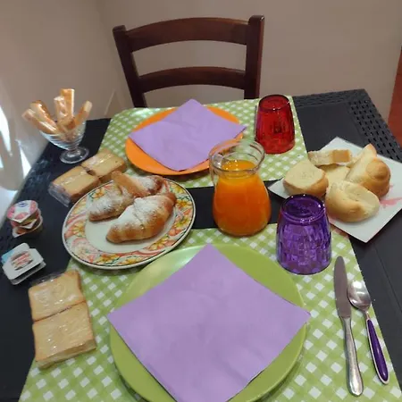 Fantasia Bed & Breakfast *