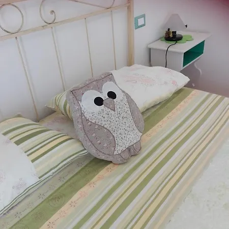 Bed & Breakfast Fantasia *